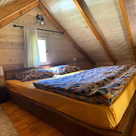 סטינג'ה Cabin House Dubovik מראה חיצוני תמונה